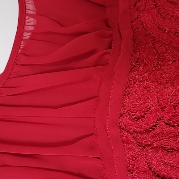 Anthroplogie - Taylor ~ Red Lace Dress - Picture 12 of 15